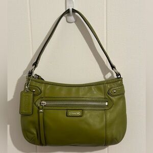 Vintage Coach Daisy Fall Green Shoulder Bag
